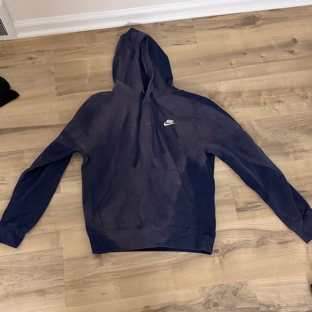 men’s size small navy sun stained Nike hoodie